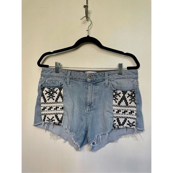 Paige Keira Mayan Piecing Embroidered Cutoff Denim shorts size 29 - Picture 4 of 12